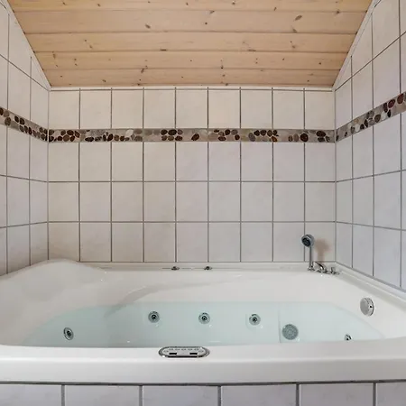 Feriehus Holiday home Tranebærvej Tarm IX