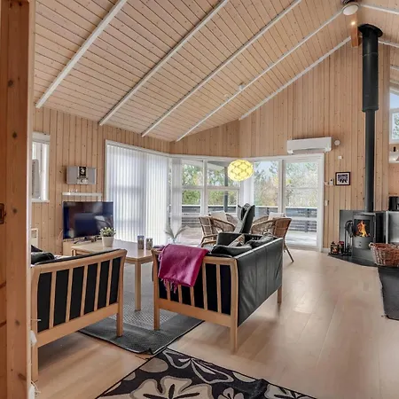 Feriehus Holiday home Tranebærvej Tarm IX *